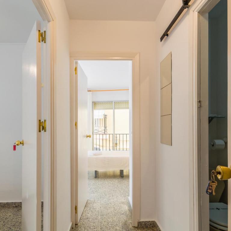 Hostal Altamar - Habitación cuádruple - 16