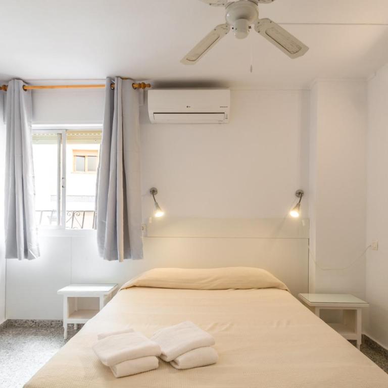 Hostal Altamar - Habitación cuádruple - 17