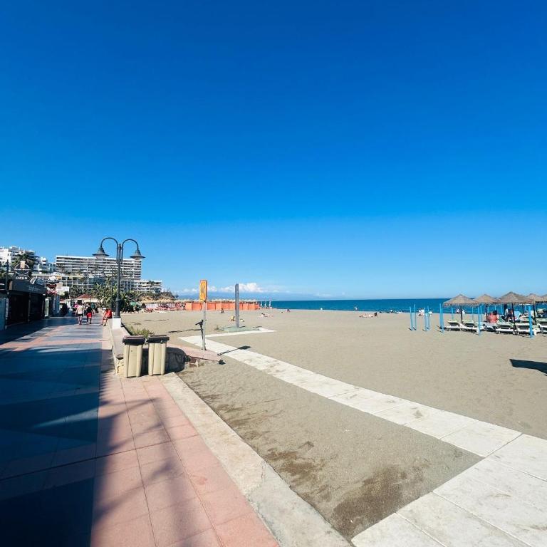 ESTRELLA DEL MAR - CARIHUELA, TORREMOLINOS playa - Comfort One-Bedroom Apartment with Balcony and City View - 66