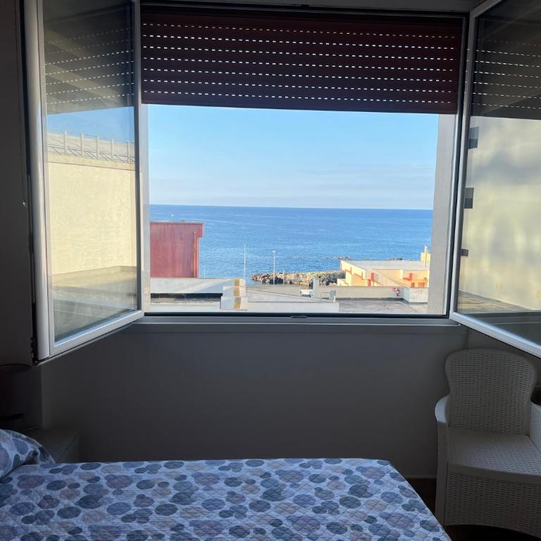 B&B Centrale - Camera Matrimoniale Deluxe (2 Adulti + 1 Bambino) - 2