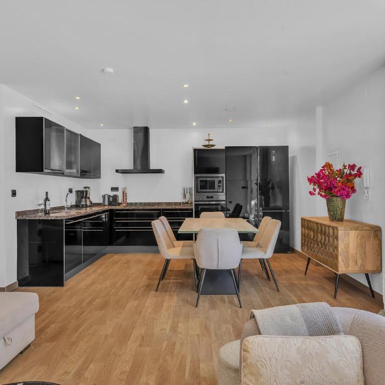 Marbella Real - Stylish 2 Bedroom Apartment by Finest Rentals - Apartamento de 3 dormitorios - 7