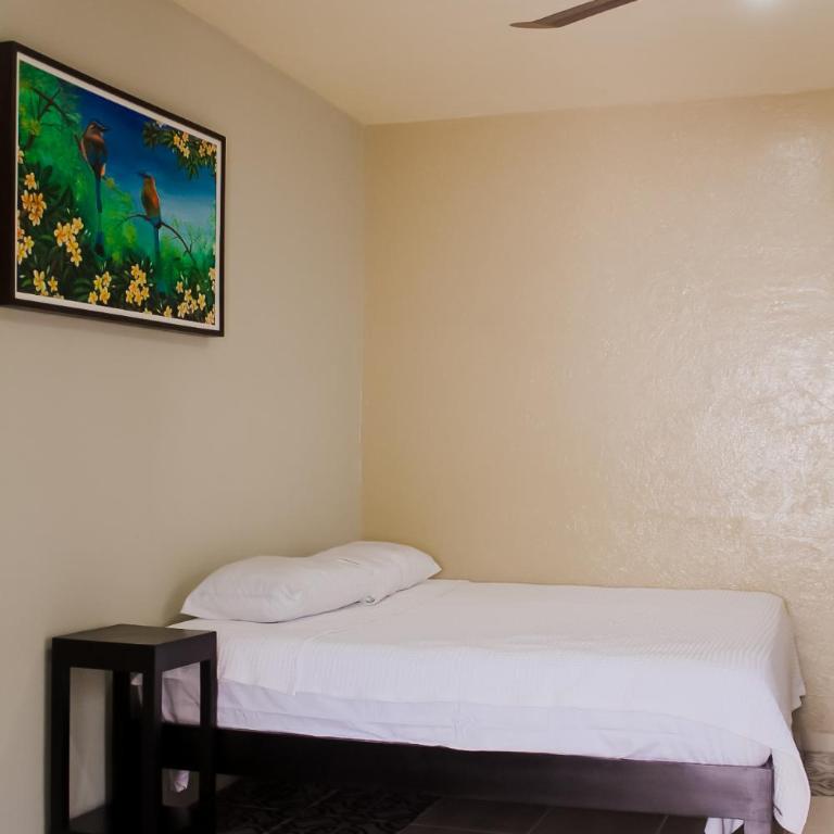 Hospedaje Dzipil - Double Room with Private Bathroom - 8
