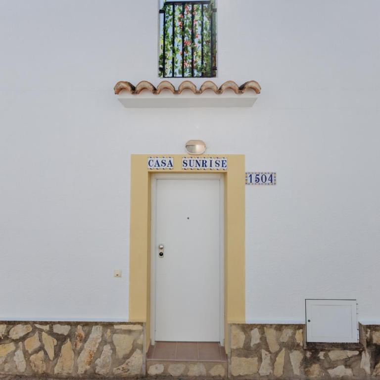 Casa Sunrise - Deluxe house with rooftop, 5 pools and panoramic sea views, Calpe - Two-Bedroom Apartment - 40