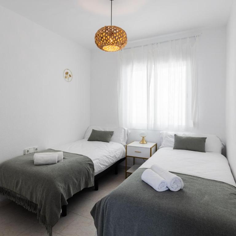 Casa Sunrise - Deluxe house with rooftop, 5 pools and panoramic sea views, Calpe - Two-Bedroom Apartment - 30