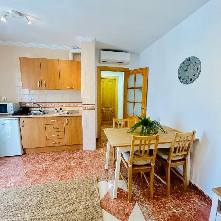 ESTRELLA DEL MAR - CARIHUELA, TORREMOLINOS playa - Comfort One-Bedroom Apartment with Balcony and City View - 7