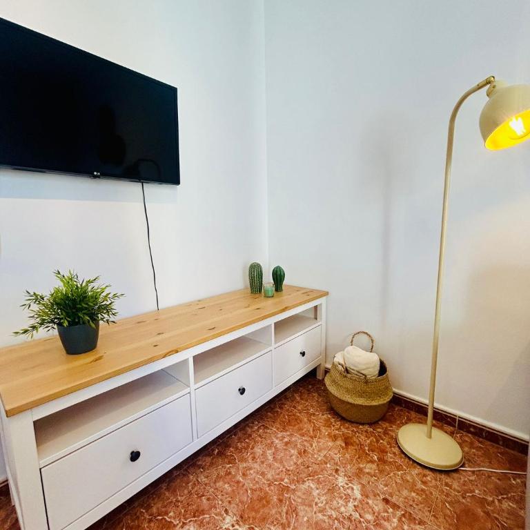 ESTRELLA DEL MAR - CARIHUELA, TORREMOLINOS playa - Comfort One-Bedroom Apartment with Balcony and City View - 21