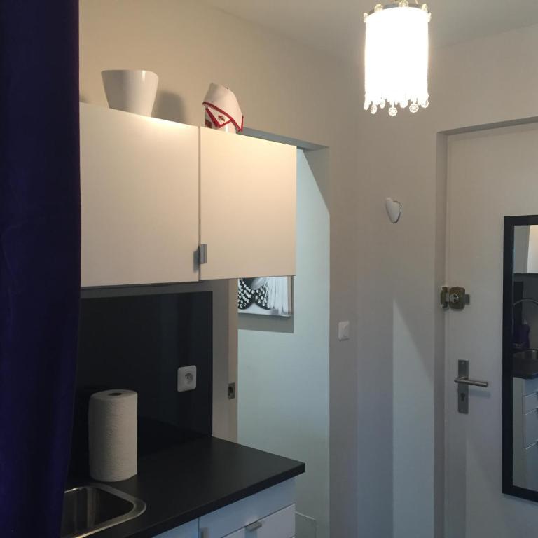 Studio Glamour Naturiste - One-Bedroom Apartment - 34