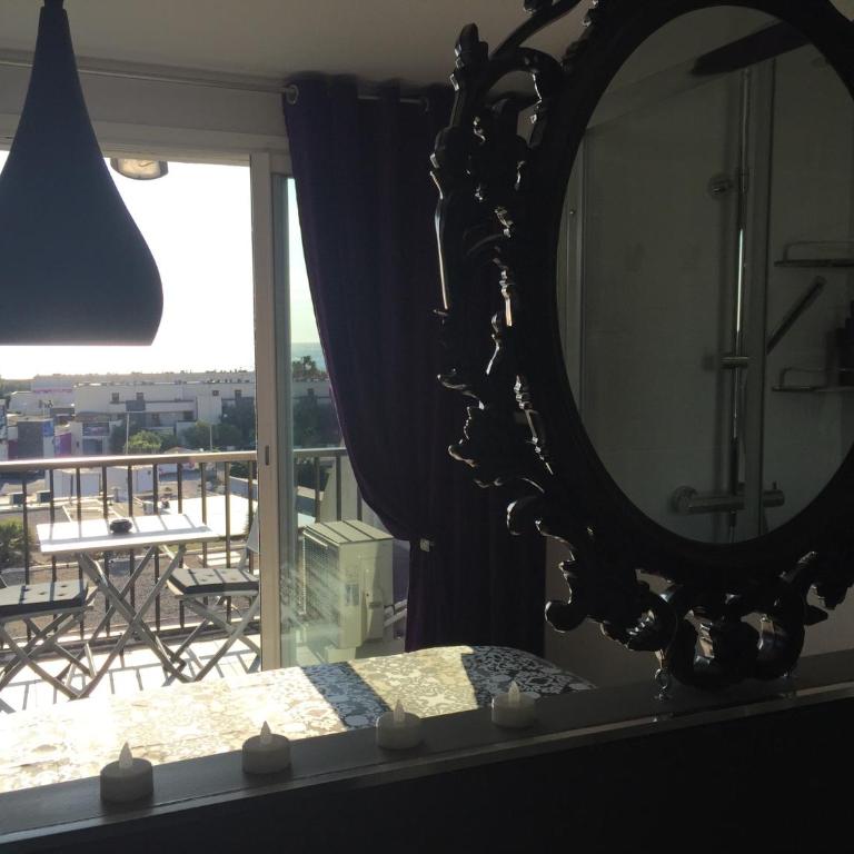 Studio Glamour Naturiste - One-Bedroom Apartment - 35