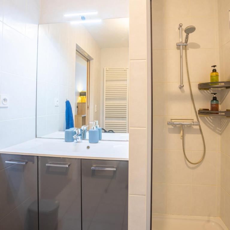 Studio Premium tout équipé - Arrivée autonome - fibre - café inclus - Appartement 1 Chambre - 10