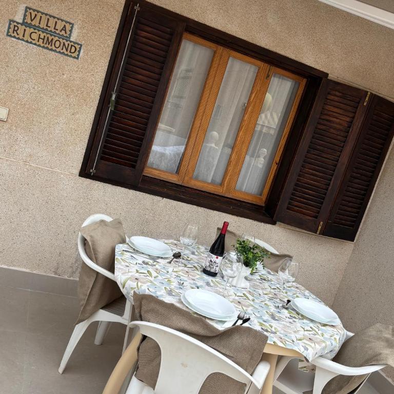 Villa Richmond - Two-Bedroom Apartment - 18