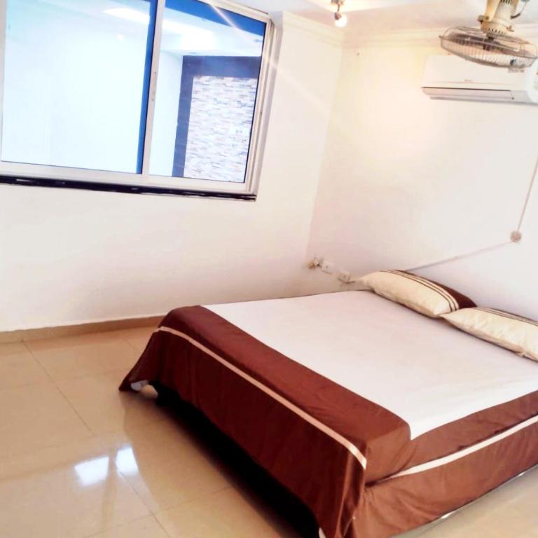 Golden House VI casa a pasos del parque de la leyenda vallenata - Three-Bedroom House - 6