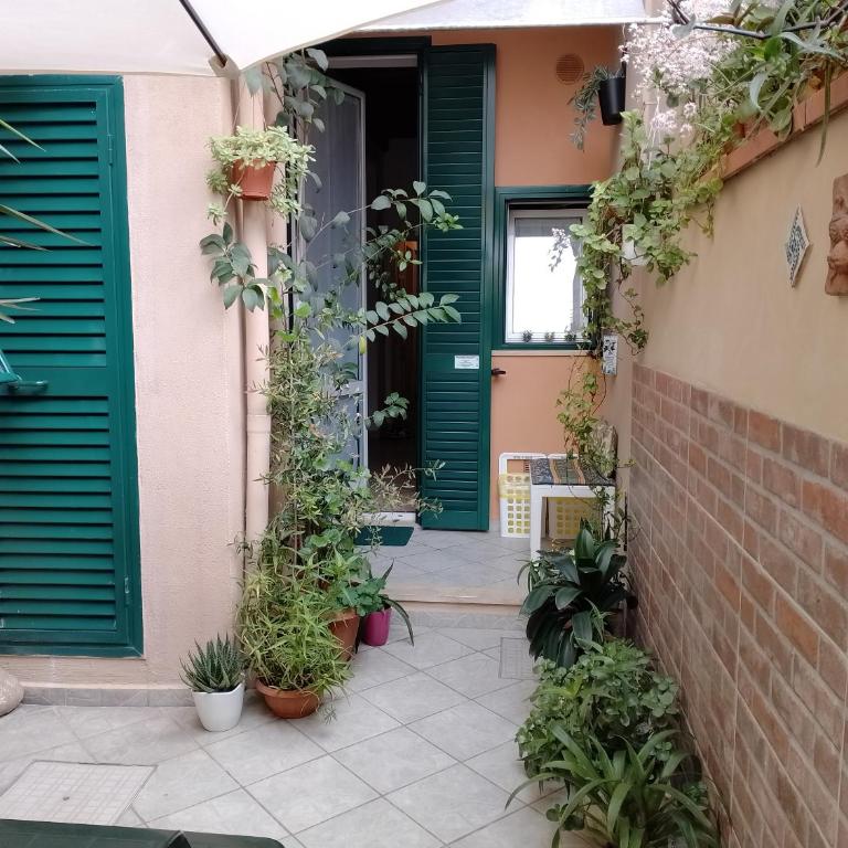 IL PICCOLO EDEN - Private Garden - Two-Bedroom Apartment - 55
