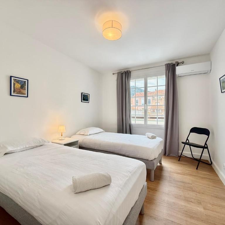 Moderne - Terrasse - Proche plages - Appartement 2 Chambres - 12