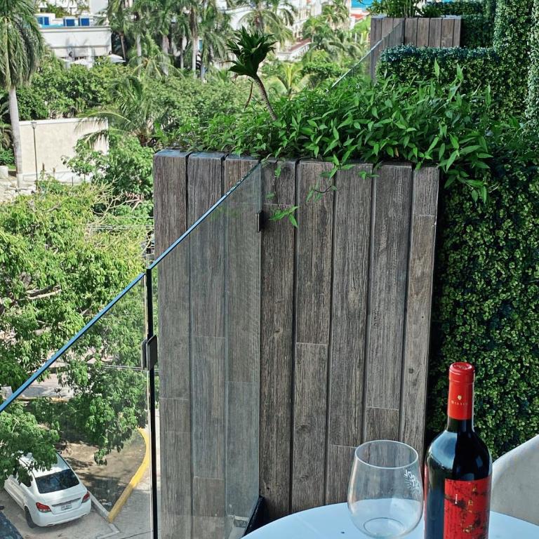 Ocean View Balcony, Rooftop, Estudio next 5thAve - Apartment mit Aussicht und Balkon - 11