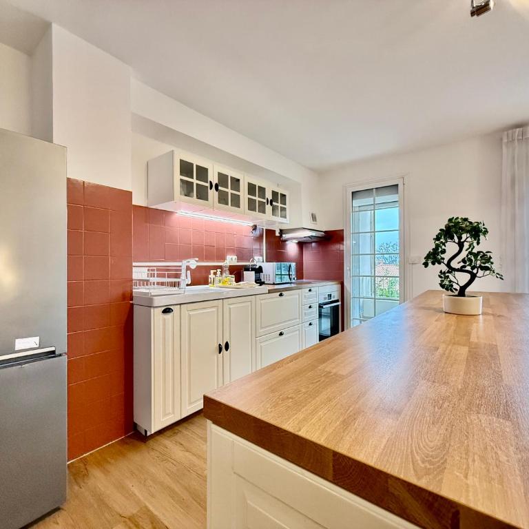 Moderne - Terrasse - Proche plages - Appartement 2 Chambres - 16
