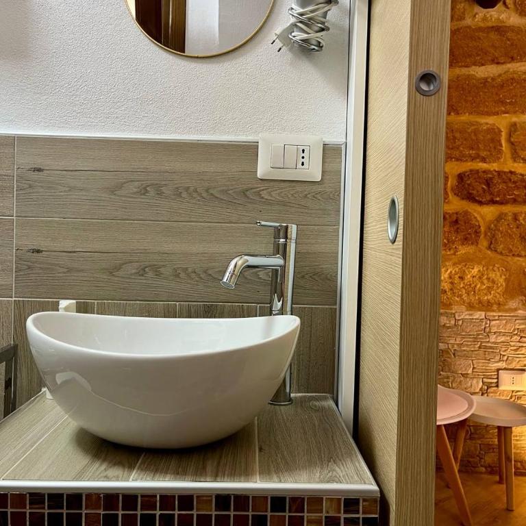 Home Via Neve-Historical Centre - Double Room - 20