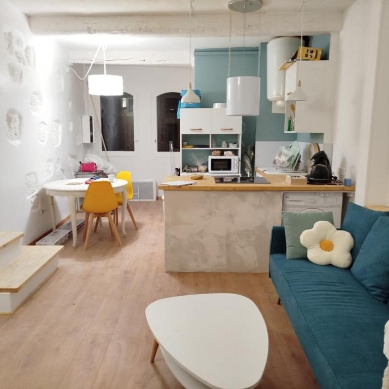 appartement 56 m2 et grande terrasse 30m2 - Appartement 2 Chambres - 5