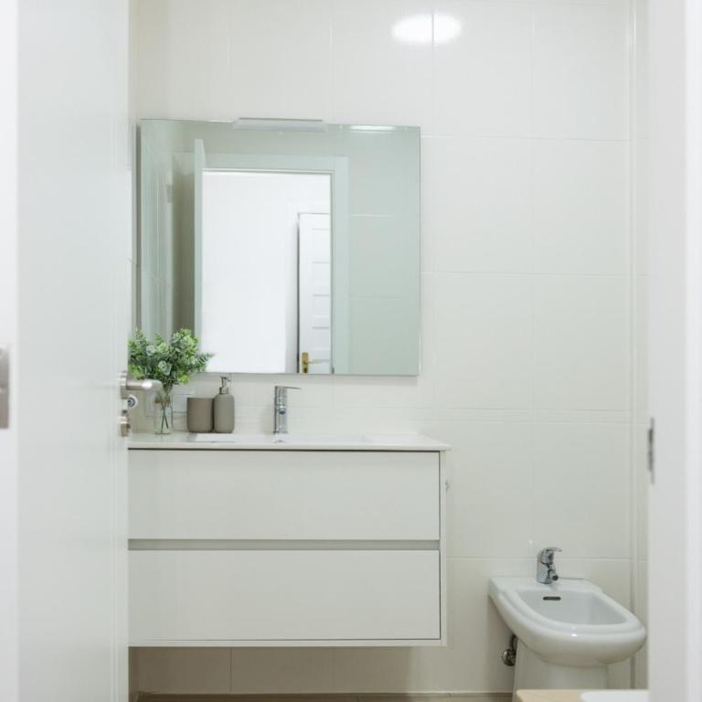 Apartamentos Lua - Apartamento de 2 dormitorios con vistas al jardín - 11