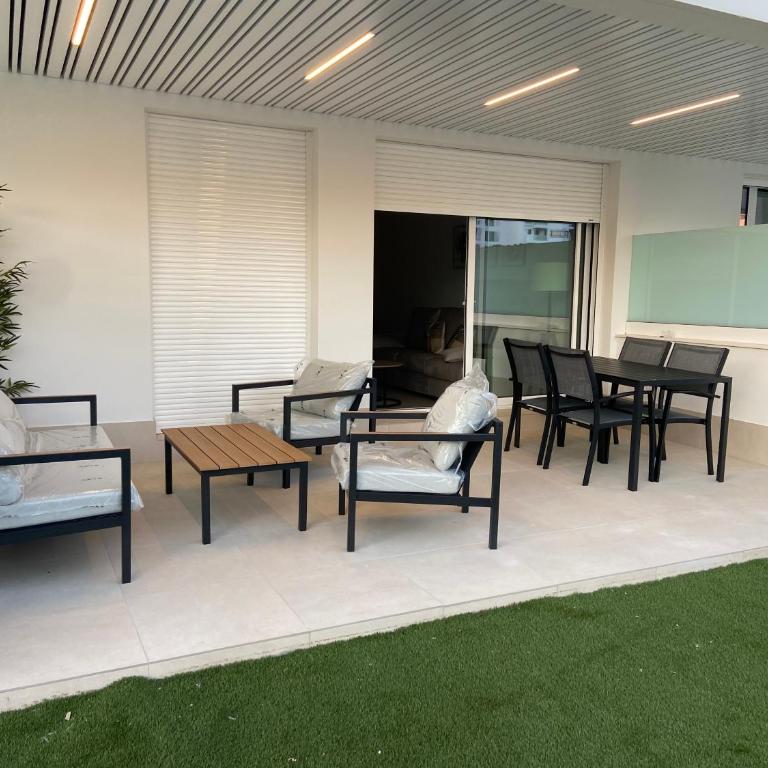 Horus Beach Paradise- Piscina y Gran Terraza con Jardín - One-Bedroom Apartment - 21