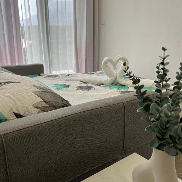 Utjeha Hills with Pool - Two-Bedroom Villa - 35