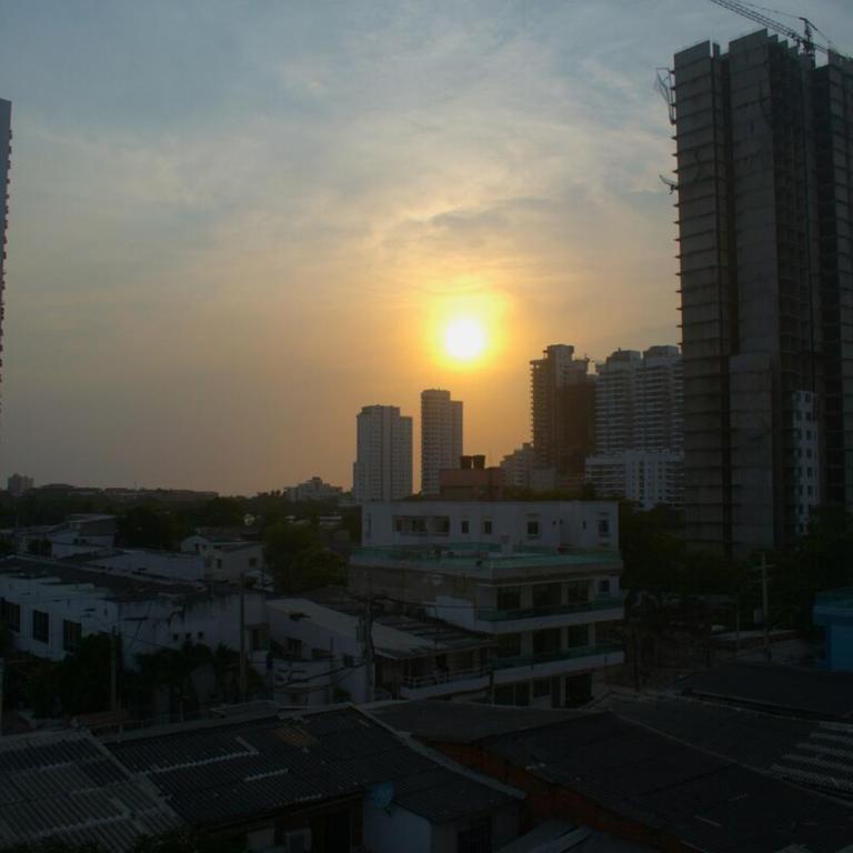 Hermoso Apartamento Cerca a Playa - Two-Bedroom Apartment - 12