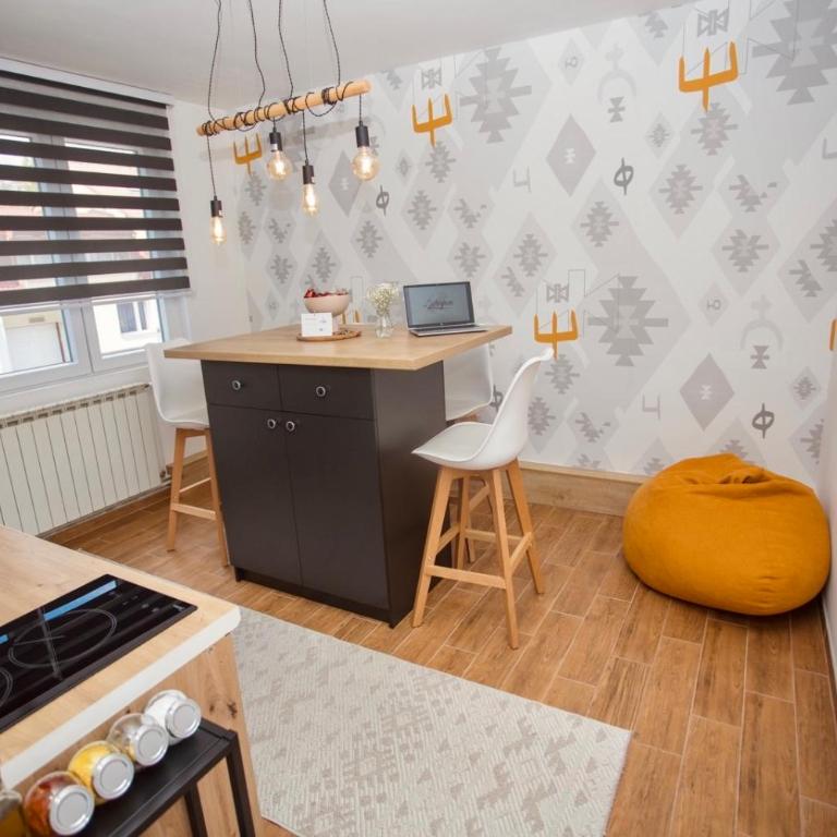 Mak Apartment - free parking - balcony - Apartman sa 1 Spavaćom Sobom - 21