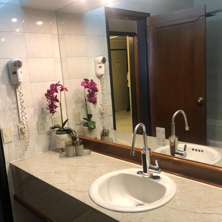 Lujosa Suite Cerca al Parque la Carolina - Apartamento de 1 dormitorio - 5