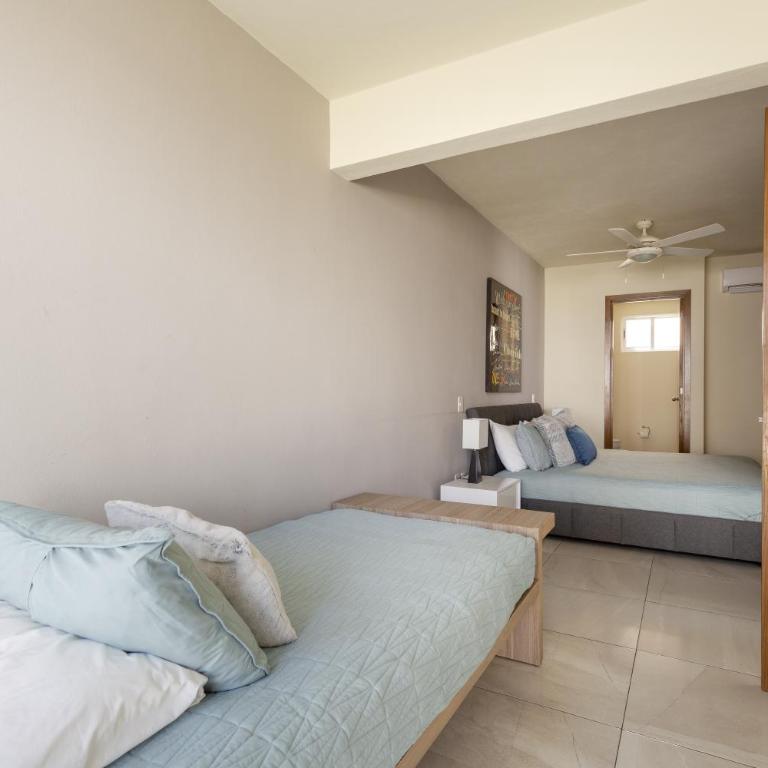 Large apartment with pool and terrace! - Two-Bedroom Apartment - 9