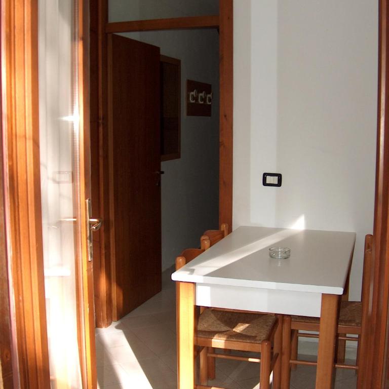 Camping Lacona Pineta - Bungalow (4 Adulti) - 14