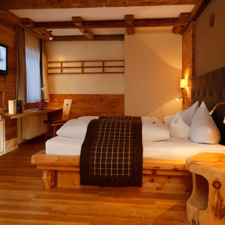 Hotel Plunhof - Superior Doppelzimmer mit Bergblick - 2