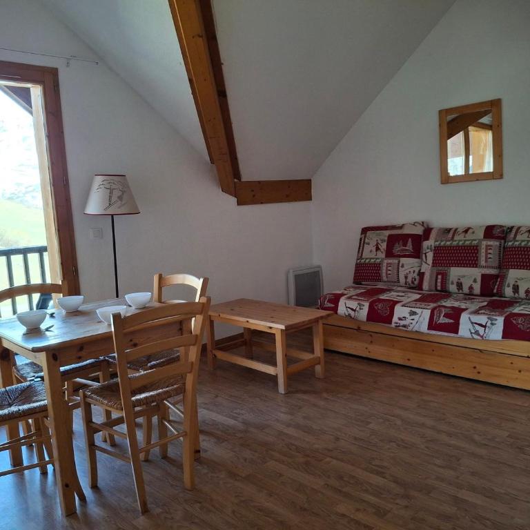 Confortable T2 Duplex 4 pers. au pied des pistes - Appartement 1 Chambre - 3
