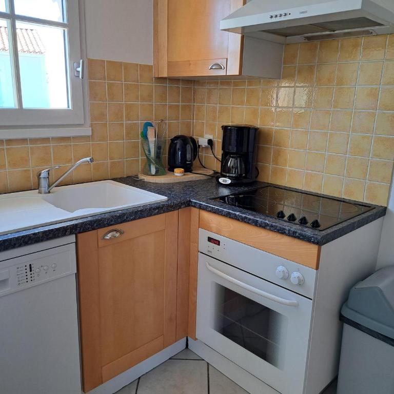 Maison charmante pour 6 personnes, résidence calme avec piscine privée - FR-1-323-578 - Ferienhaus - 22