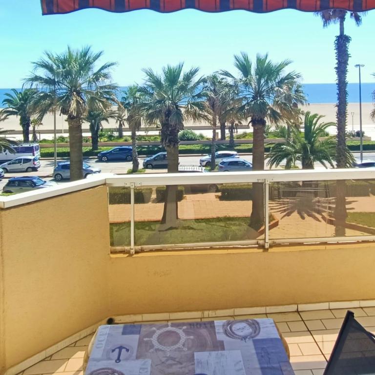 Canet-en-Roussillon: T2 5 pers, vue mer, proche plage - FR-1-794-109 - Apartment - 13