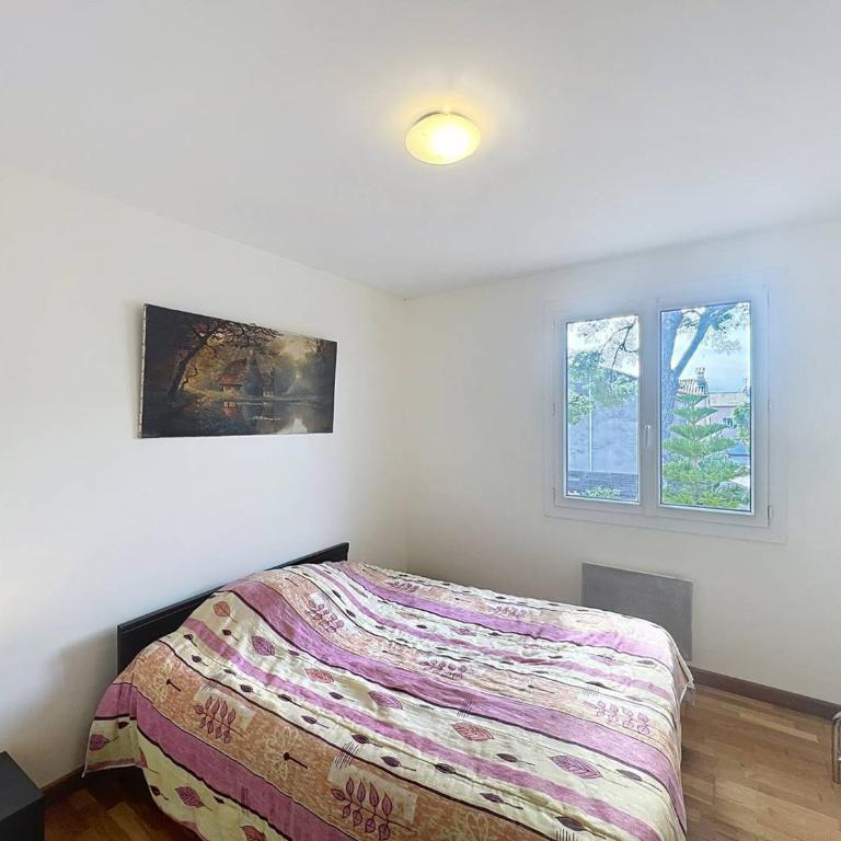 Appartement lumineux près de la plage avec parking sécurisé à Saint-Cyr-sur-Mer - FR-1-770-49 - Appartement - 15