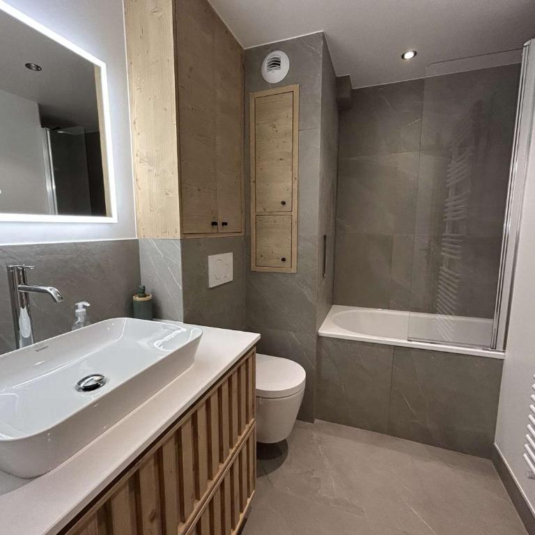 Appartement rénové Méribel, proche pistes, fibre incluse - FR-1-180-657 - Apartment - 4