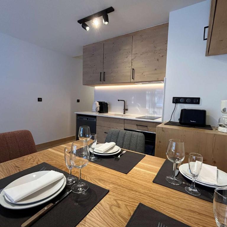 Appartement rénové Méribel, proche pistes, fibre incluse - FR-1-180-657 - Apartment - 14