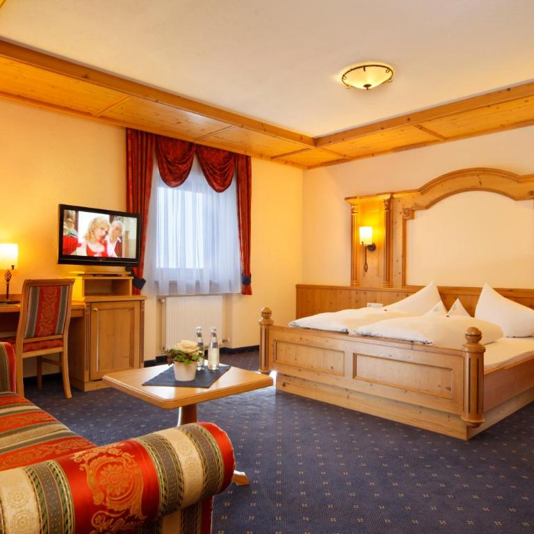 Hotel Plunhof - Superior Doppelzimmer mit Bergblick - 6