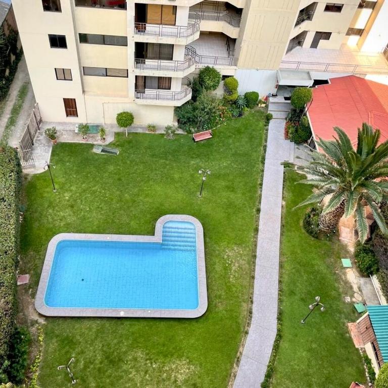 Departamento soleado con piscina - Apartamento de 1 dormitorio - 2