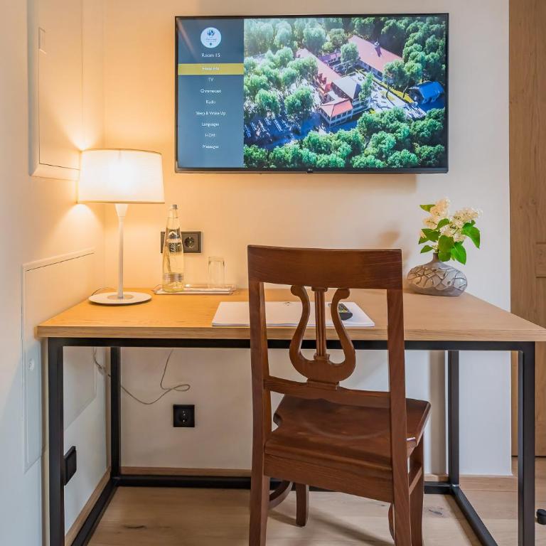 Gutshotel Menterschwaige - Heritage Boutique Hotel with Timless Elegance - Einzelzimmer - 4
