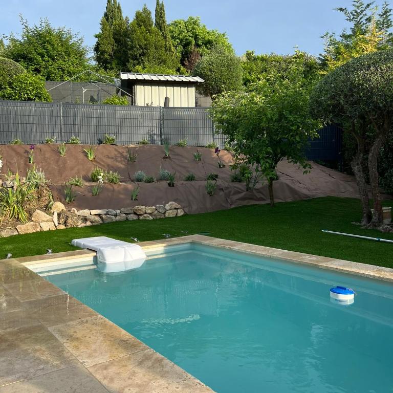 Villa au calme à Grasse avec piscine et spa privée - Villa 3 Chambres - 29