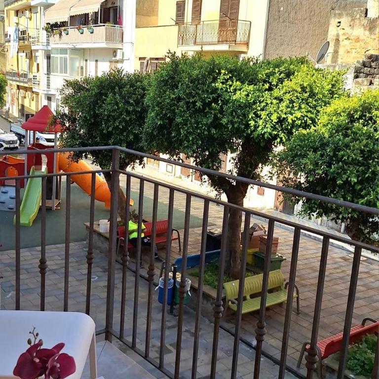Casa XXI Aprile - Apartment with Balcony - 20