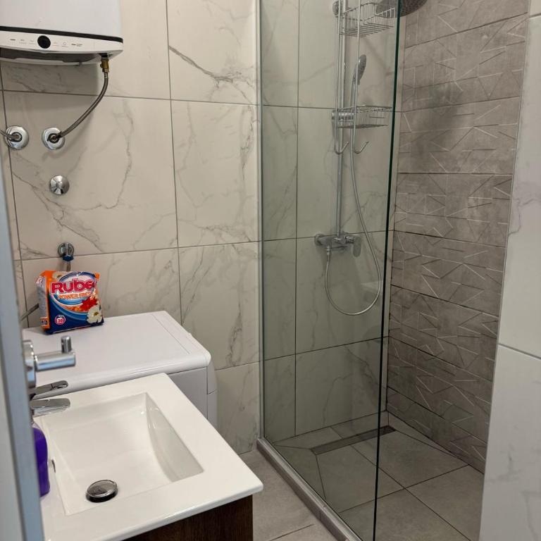 Midpoint Sea and Sun - Two-Bedroom Apartment - 30