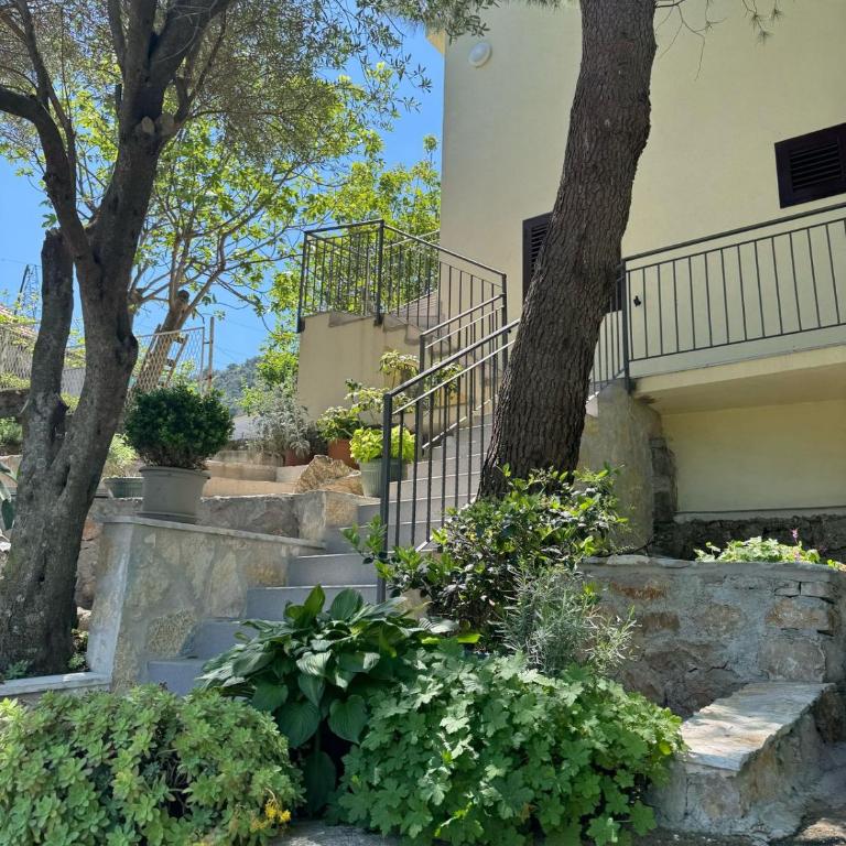 Midpoint Sea and Sun - Two-Bedroom Apartment - 17