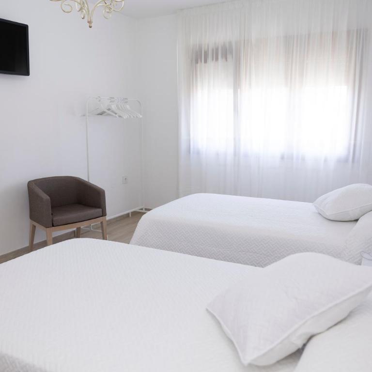 Apartamentos Lua - Apartamento de 2 dormitorios con vistas al jardín - 9