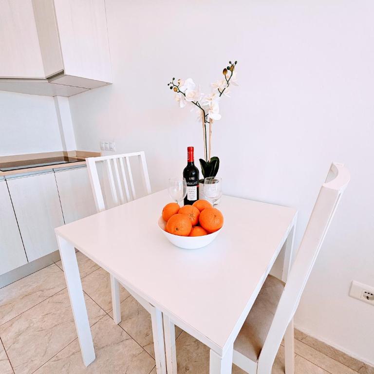 Eagle View Santa Claudia - One-Bedroom Apartment - 2