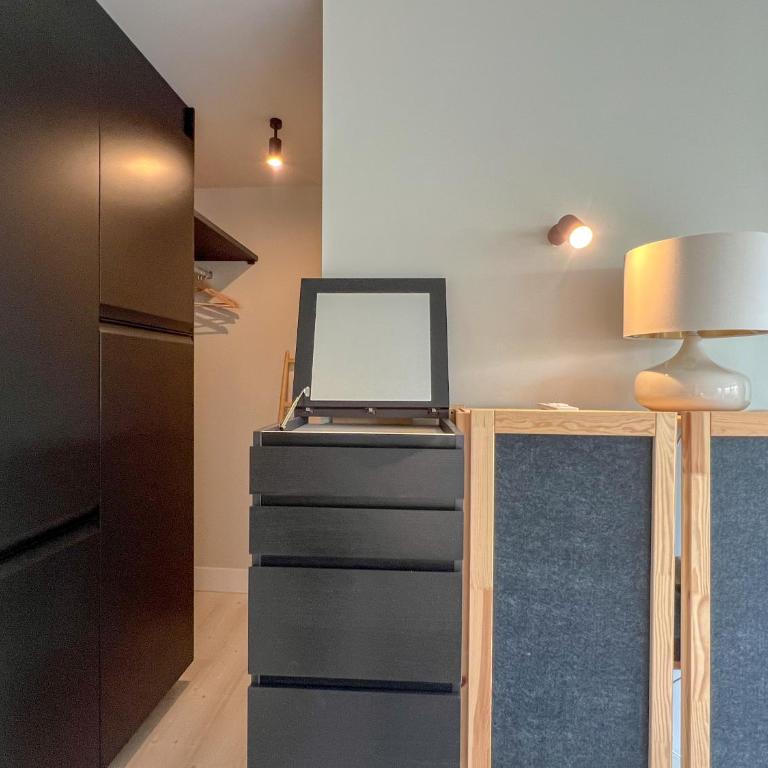 Luminoso loft con piscina en Puerto Banús - Apartamento de 1 dormitorio - 22