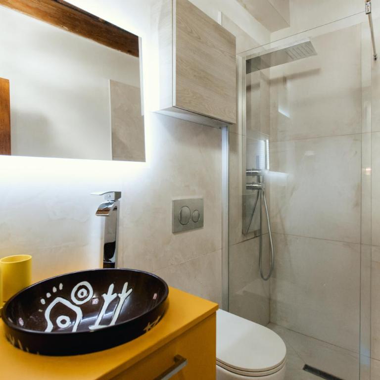 Cozy Studio Apartment- Navigli - Appartamento con 1 Camera da Letto - 32