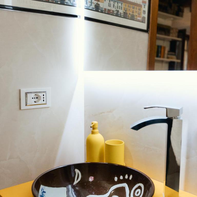 Cozy Studio Apartment- Navigli - Appartamento con 1 Camera da Letto - 27