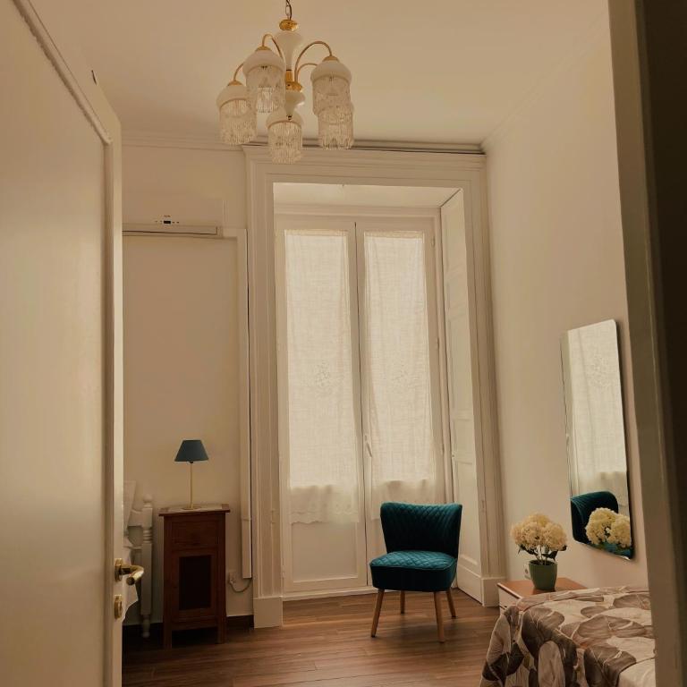 Palace Apartments Central Catania - Appartamento Deluxe con 2 Camere da Letto e Balcone - 47