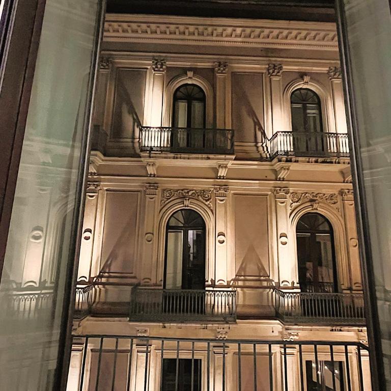 Palace Apartments Central Catania - Appartamento Deluxe con 2 Camere da Letto e Balcone - 49